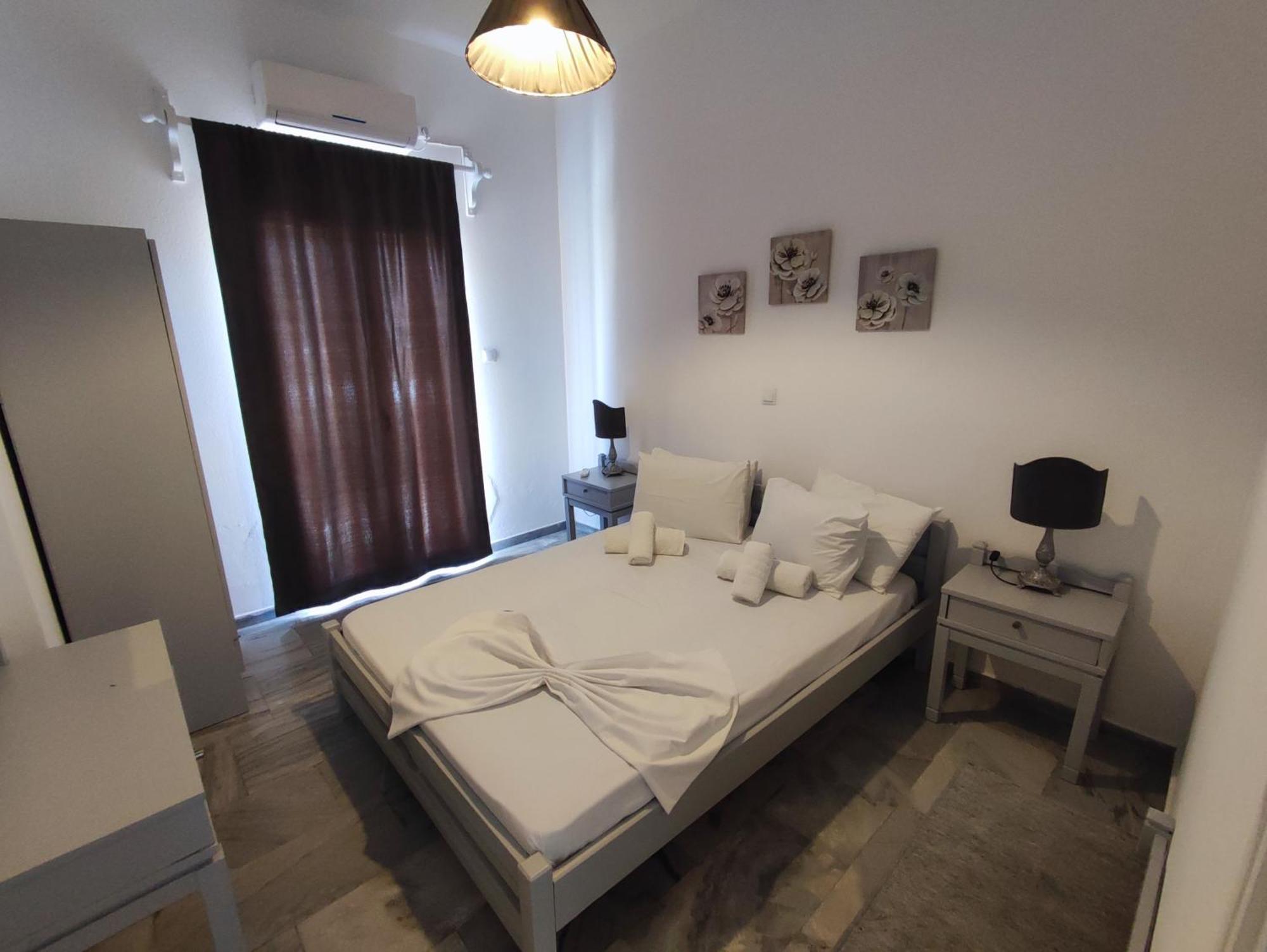 Galaxy Apartments Alikí Habitación foto